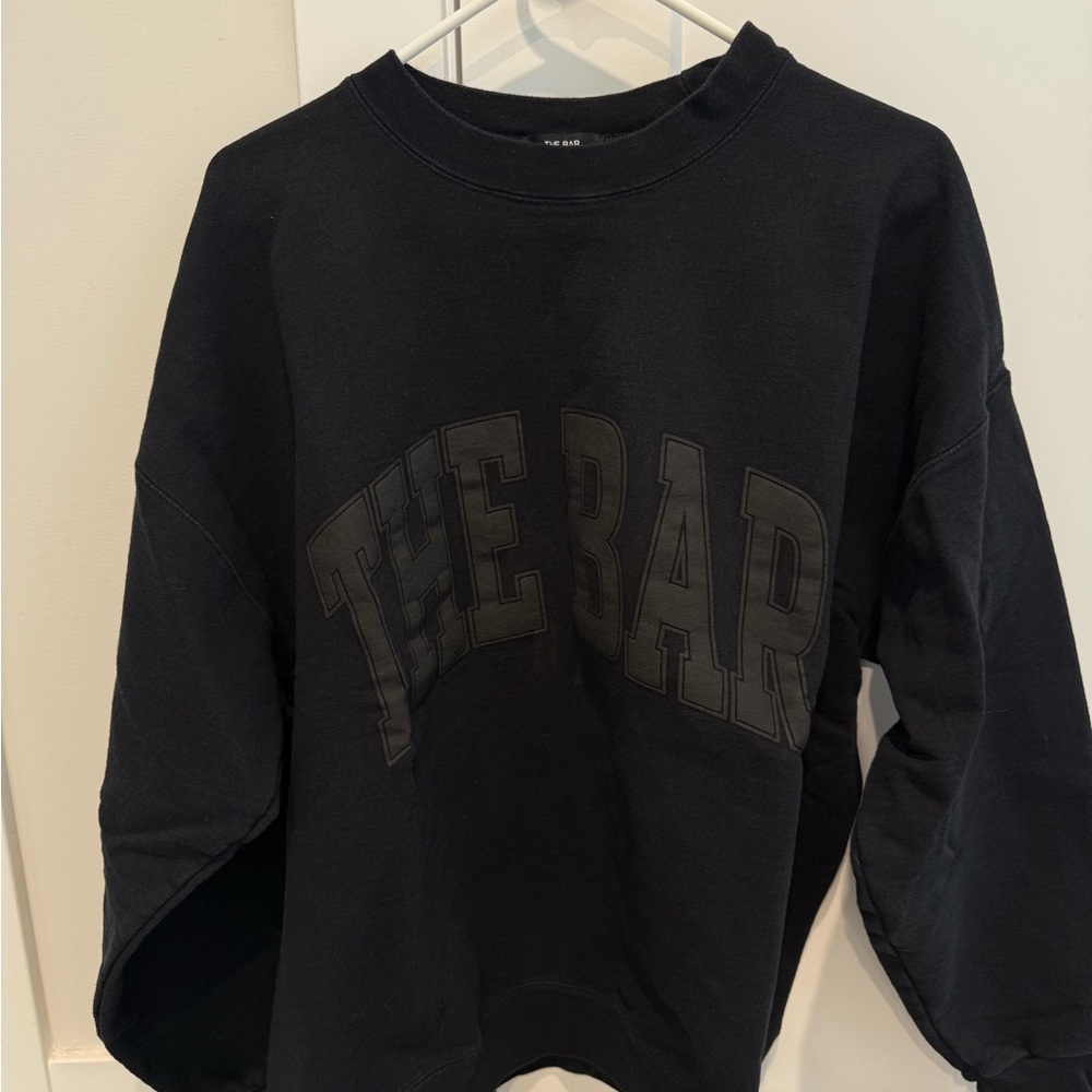 The Bar Classic Black Top